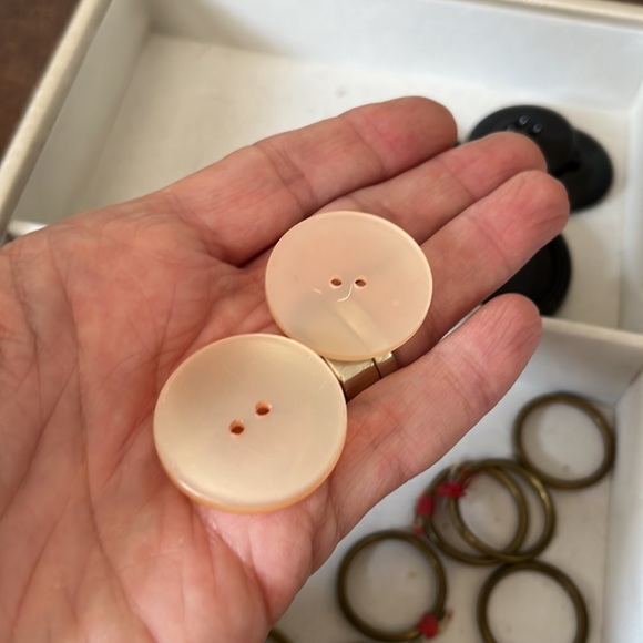 vintage buttons from an estate lot for sale - Picture 11 of 15